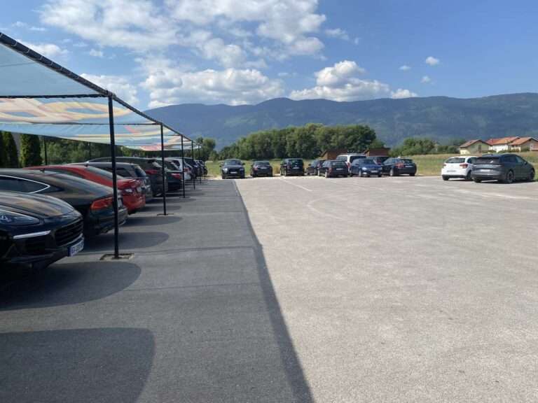 XXL Parking aerodrom Sarajevo